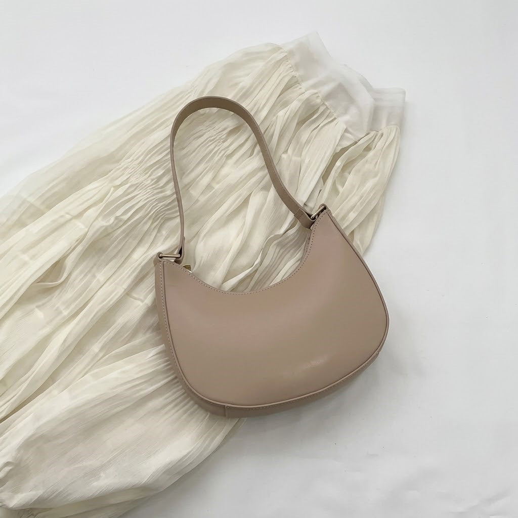 Bolsa Hobo Feminina Aria™ em Couro Sintético Premium